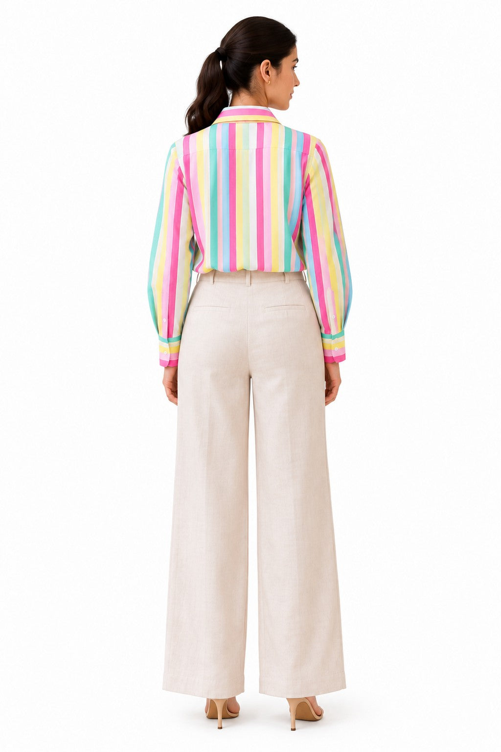 Clean striped back with continuous vertical multicolour detailing