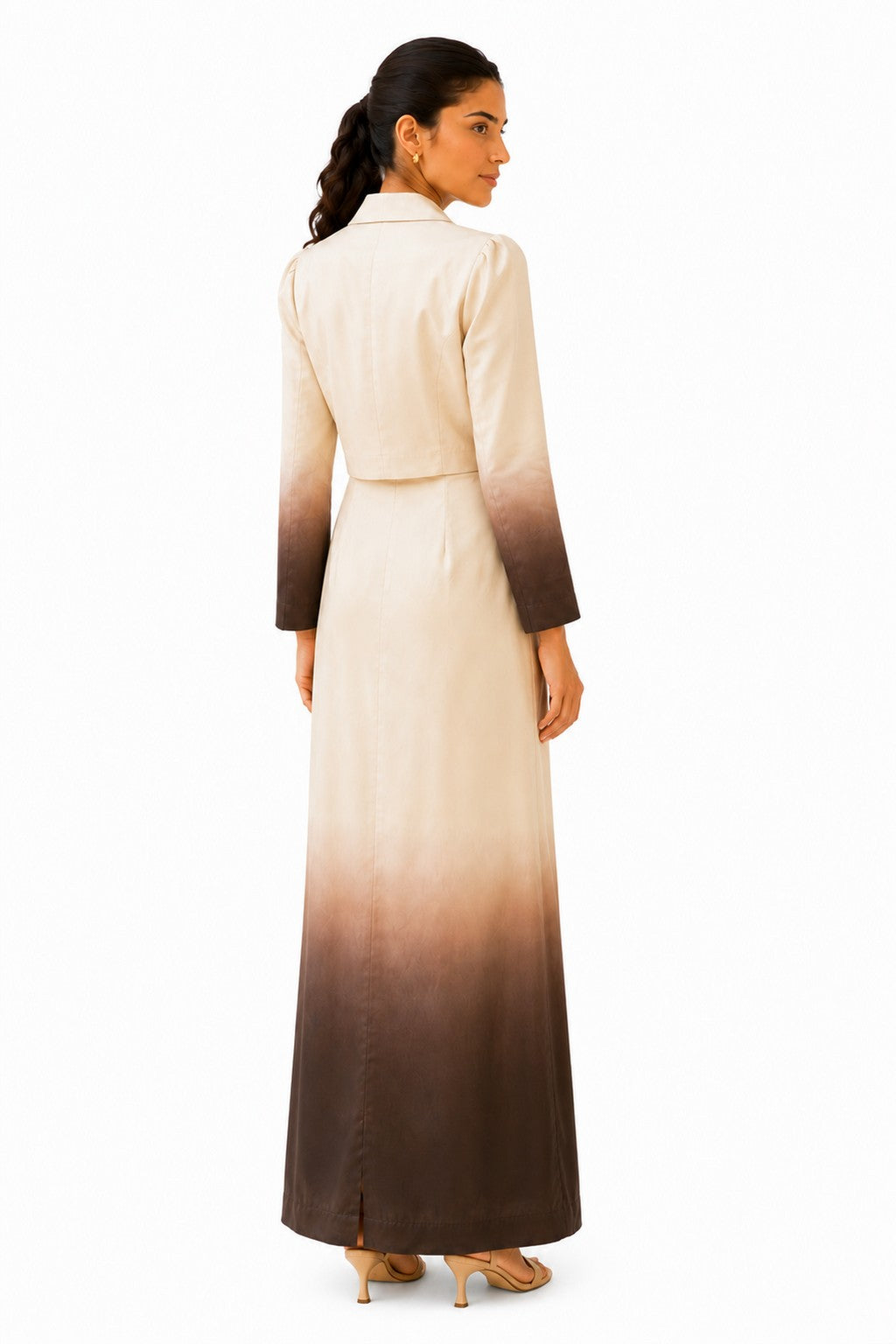 Clean tailored blazer back with a cropped hem and ombré sleeve detailing, complemented by the skirt’s seamless ivory-to-brown gradient.